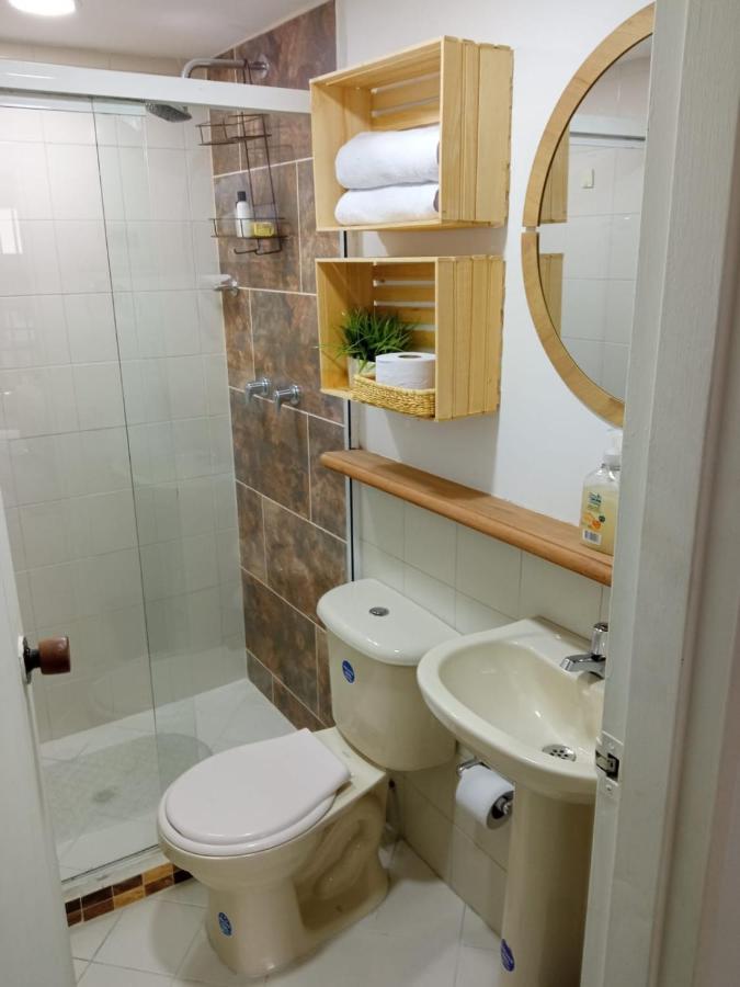 Апартаменты Acogedor Apartaestudio Ubicado En Laureles Медельин Экстерьер фото
