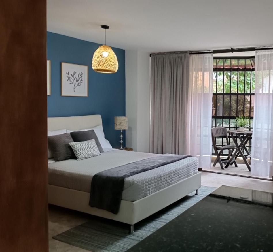 Апартаменты Acogedor Apartaestudio Ubicado En Laureles Медельин Экстерьер фото