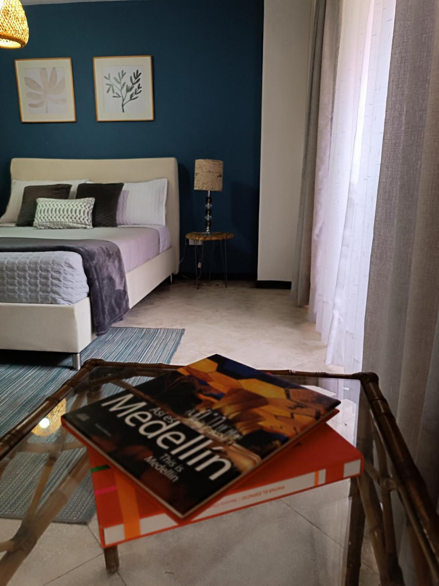 Апартаменты Acogedor Apartaestudio Ubicado En Laureles Медельин Экстерьер фото